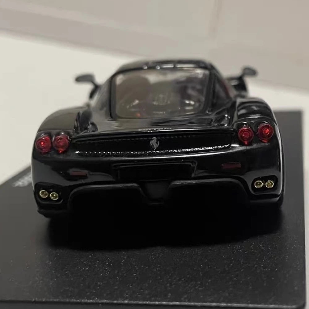 [IXO] 1:43 Ferrari 2002 Enzo Black Model Car Die-Cast