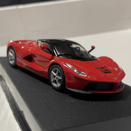 [IXO] 1:43 Ferrari 2013 LaFerrari Red Model Car Die-Cast