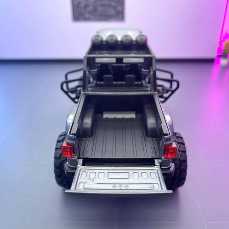 Jeep 2018 Wrangler terräng grå 1:32 – pressgjuten visningsmodell