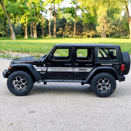 Jeep 2018 Wrangler Rubicon zwart 1:24 – diecast displaymodel