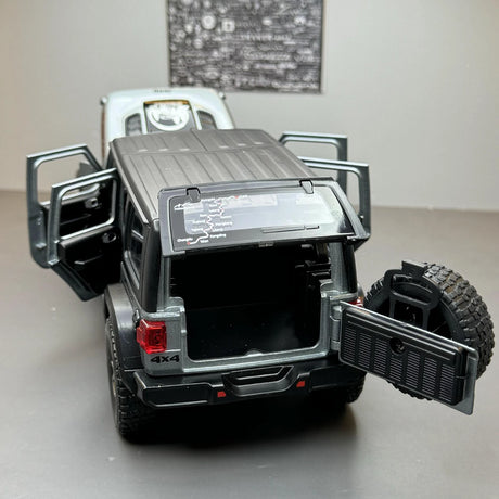 Jeep 2018 Wrangler Rubicon grijs 1:24 – diecast displaymodel
