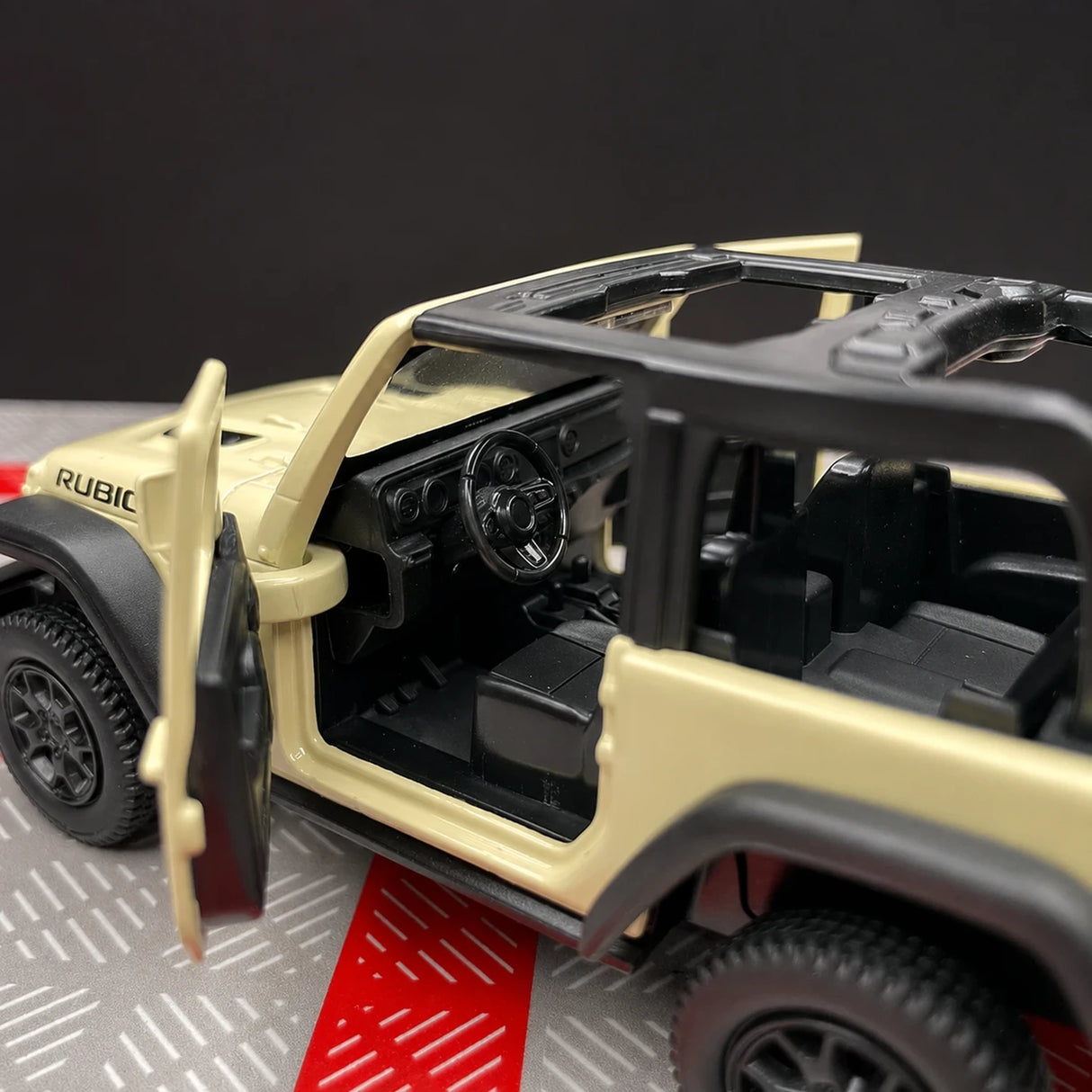 Jeep 2018 Wrangler Rubicon أوف وايت 1:36 – نموذج عرض مصبوب بالقالب