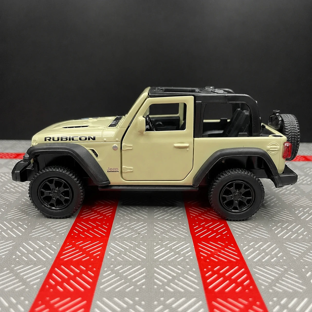 Jeep 2018 Wrangler Rubicon أوف وايت 1:36 – نموذج عرض مصبوب بالقالب