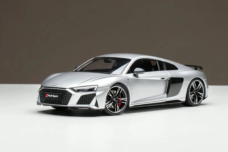 [KengFai] 1:18 Audi 2020 R8 Performance Silver Model Car Die-Cast
