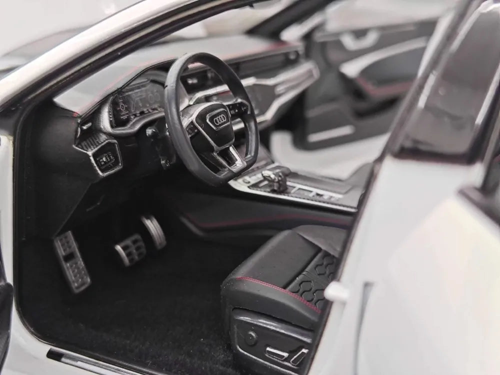[KengFai] 1:18 Audi 2021 RS7 Sportback ABT ホワイト モデルカー Die-Cast