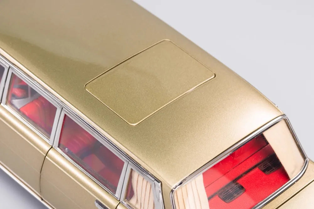 [KengFai] 1:18 Mercedes-Benz 1963 600 Pullman W100 LWB Gold Model Car Die-Cast