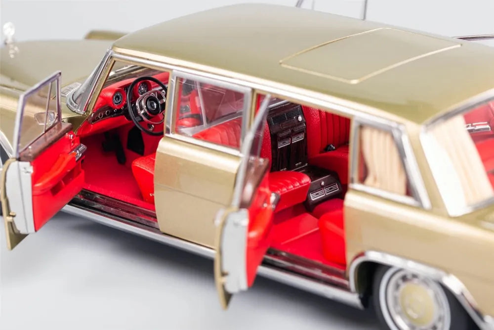 [KengFai] 1:18 Mercedes-Benz 1963 600 Pullman W100 LWB Gold Model Car Die-Cast
