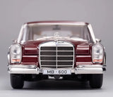 [KengFai] 1:18 Mercedes-Benz 1963 600 Pullman W100 LWB punainen pienoismalli Die-Cast
