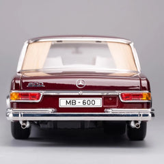 [KengFai] 1:18 Mercedes-Benz 1963 600 Pullman W100 LWB Red Model Car Die-Cast
