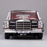 [KengFai] 1:18 Mercedes-Benz 1963 600 Pullman W100 LWB Black Model Car Die-Cast