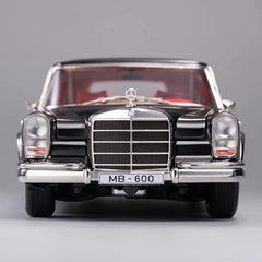 [KengFai] 1:18 Mercedes-Benz 1963 600 Pullman W100 LWB Black Model Car Die-Cast