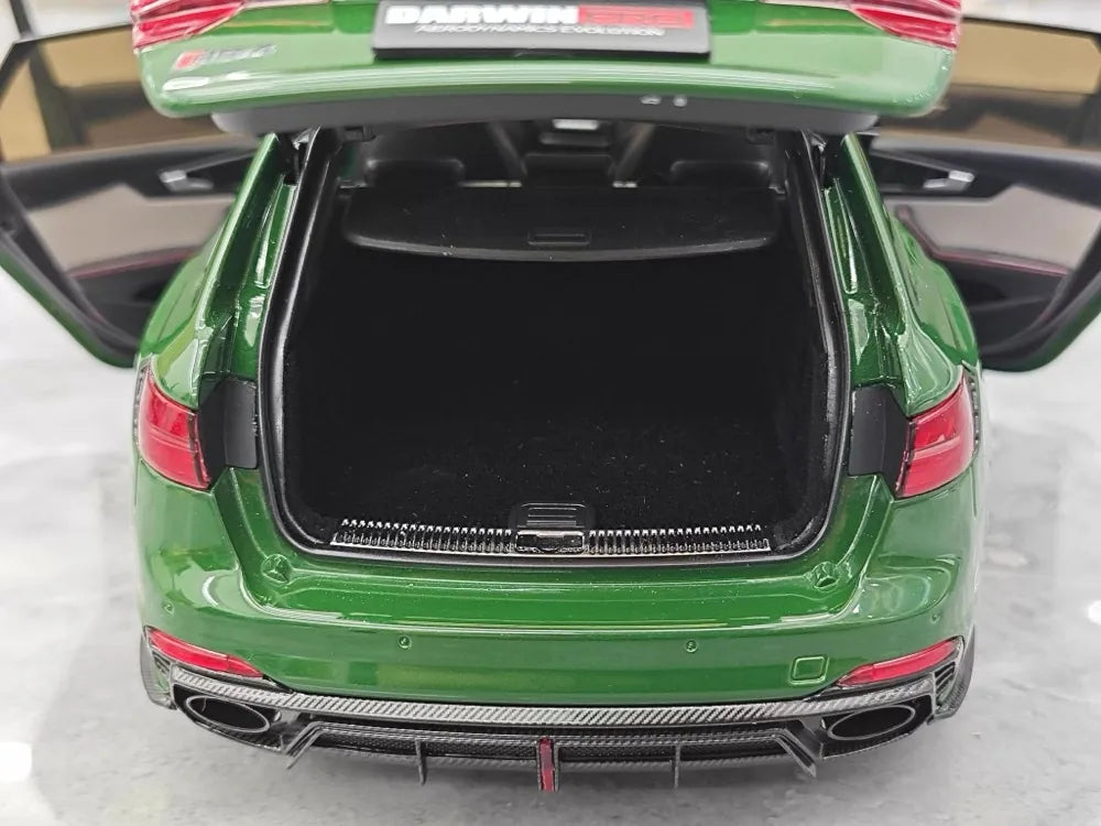 [Kiloworks] 1:18 Audi 2018 RS4 Avant Green Model Car Die-Cast