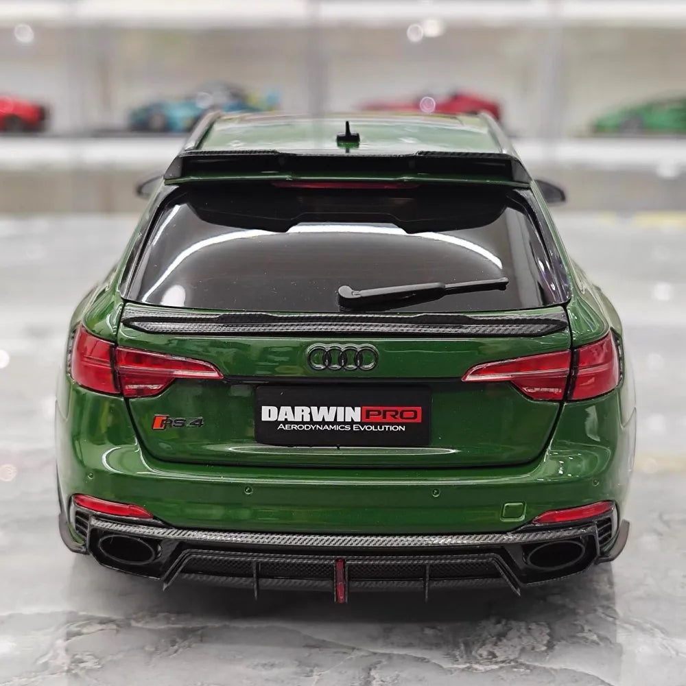 [Kiloworks] 1:18 Audi 2018 RS4 Avant Green Model Car Die-Cast