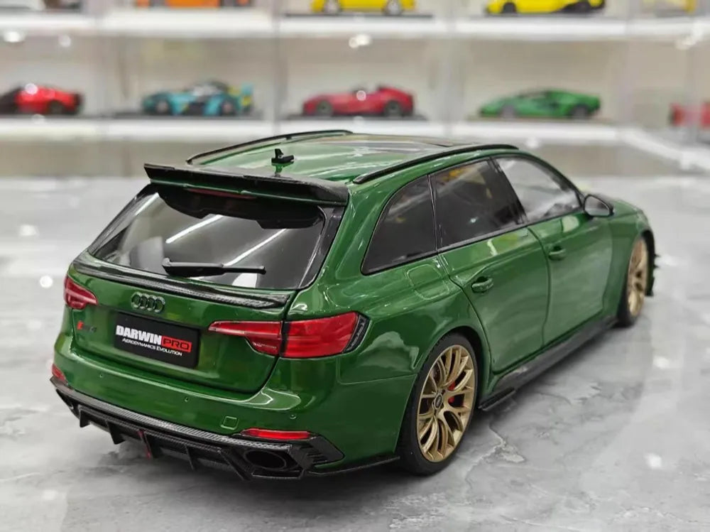 [Kiloworks] 1:18 Audi 2018 RS4 Avant Green Model Car Die-Cast