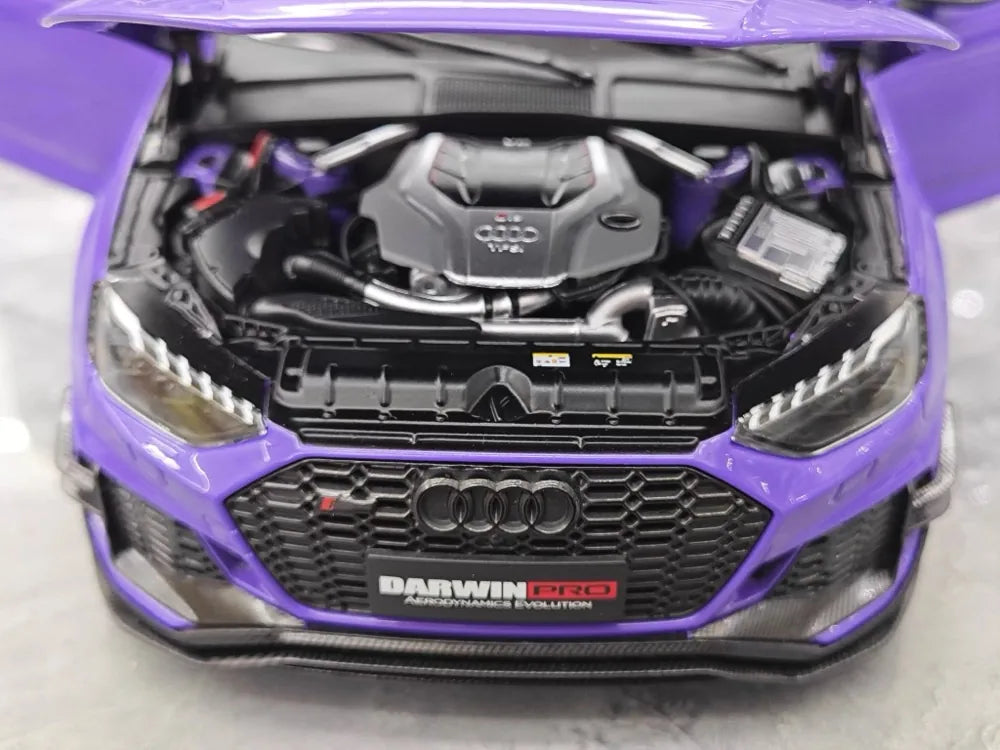 [Kiloworks] 1:18 Audi 2018 RS4 Avant Purple Model Car Die-Cast