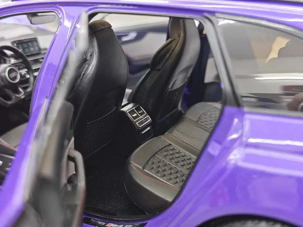 [Kiloworks] 1:18 Audi 2018 RS4 Avant Purple Model Car Die-Cast