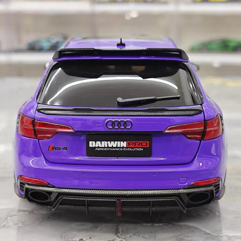 [Kiloworks] 1:18 Audi 2018 RS4 Avant Purple Model Car Die-Cast
