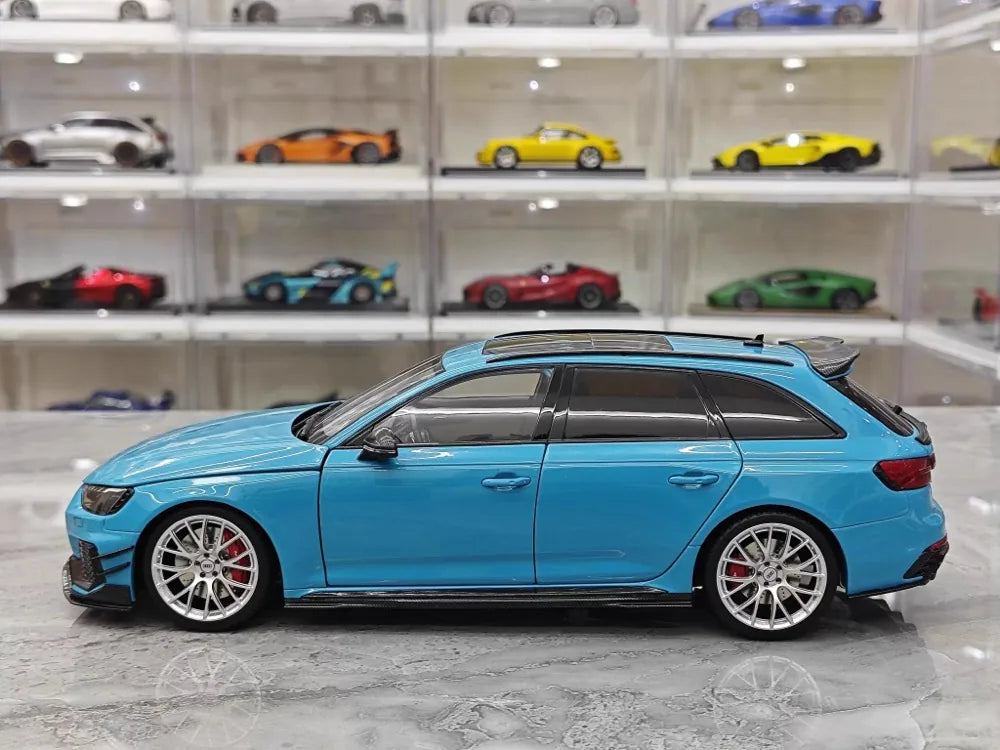 [Kiloworks] 1:18 Audi 2018 RS4 Avant Blue Model Car Die-Cast