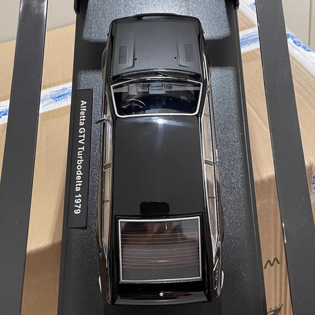[KK Scale] 1:18 Alfa Romeo 1979 Alfetta GTV Turbodelta Black Model Car Die-Cast