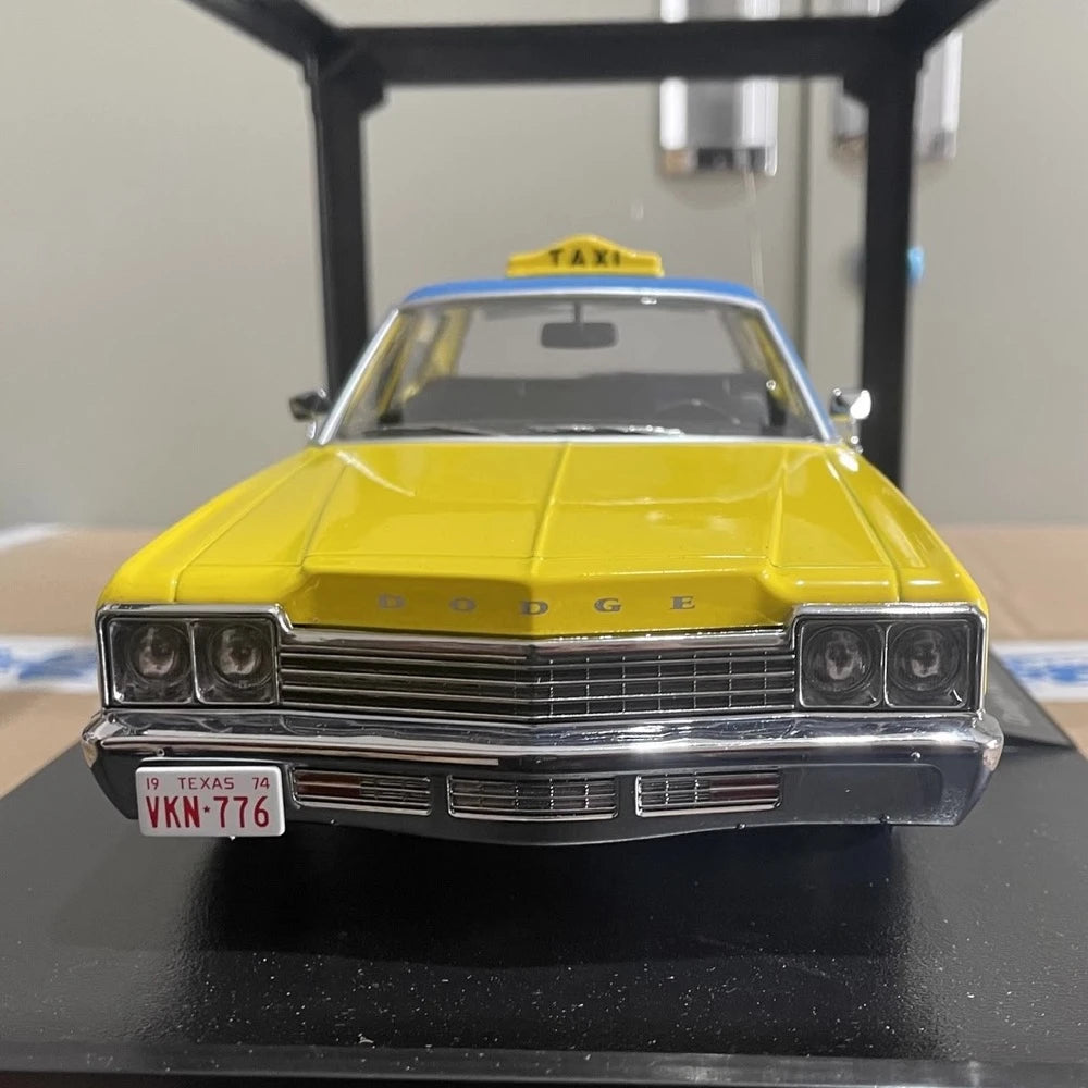 [KK Scale] 1:18 Dodge 1974 Monaco Texas Cab Model Car Die-Cast