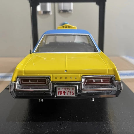 [KK Scale] 1:18 Dodge 1974 Monaco Texas Cab Model Car Die-Cast