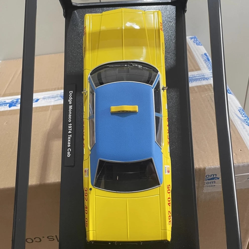 [KK Scale] 1:18 Dodge 1974 Monaco Texas Cab Model Car Die-Cast