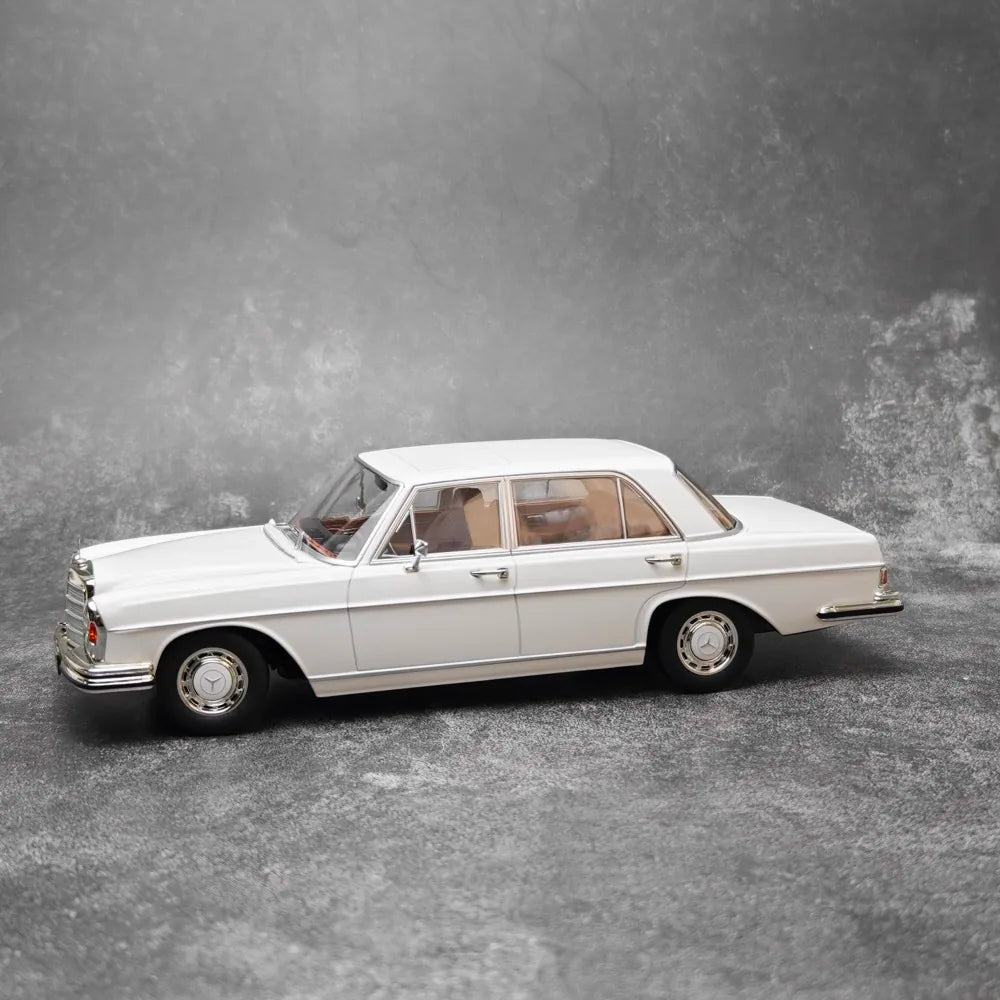 [KK Scale] 1:18 Mercedes-Benz 1967 300SEL 6.3 W109 White Model Car Die-Cast