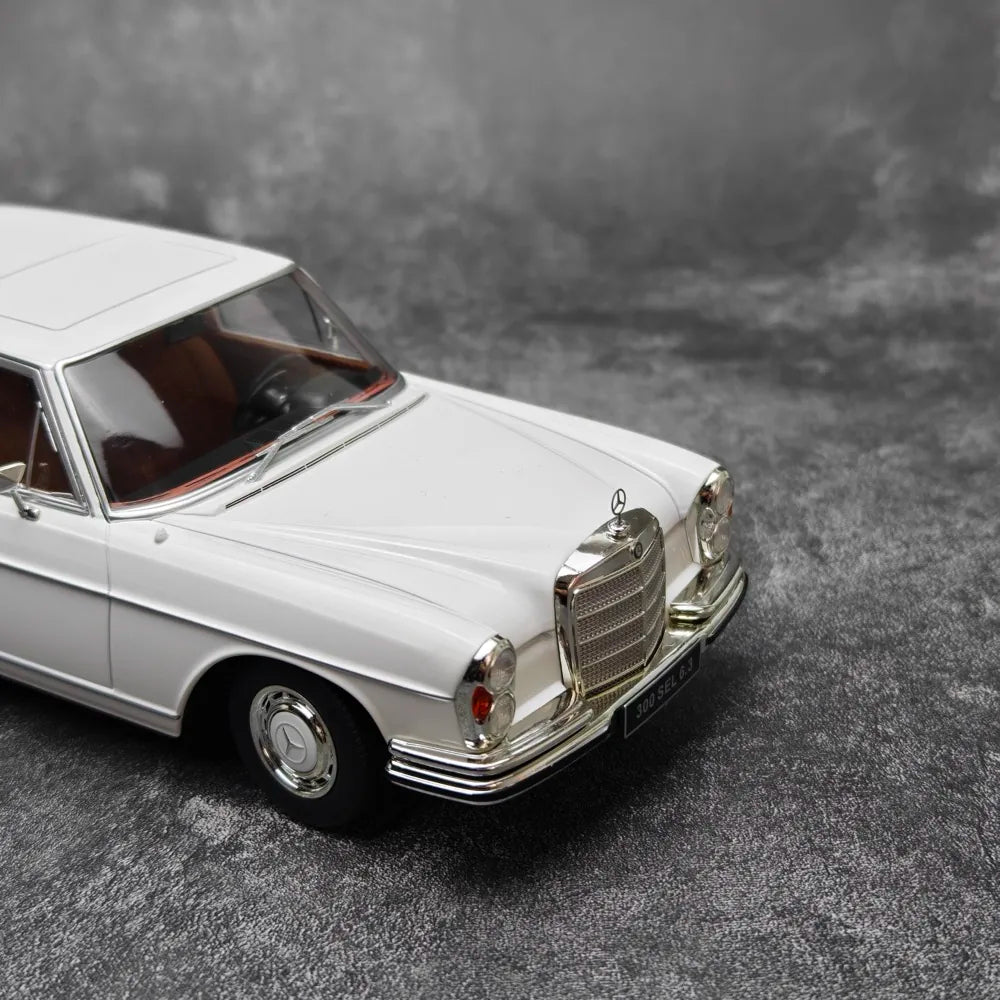 [KK Scale] 1:18 Mercedes-Benz 1967 300SEL 6.3 W109 White Model Car Die-Cast