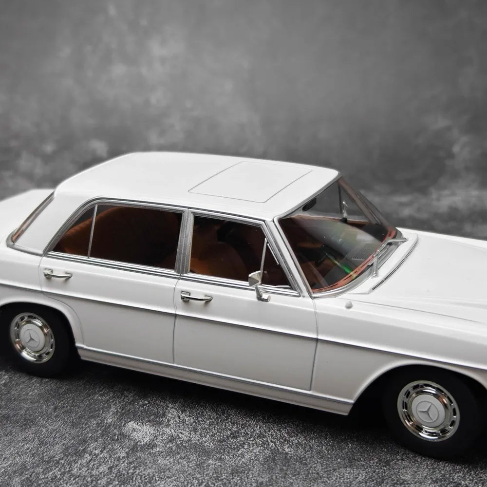 [KK Scale] 1:18 Mercedes-Benz 1967 300SEL 6.3 W109 White Model Car Die-Cast