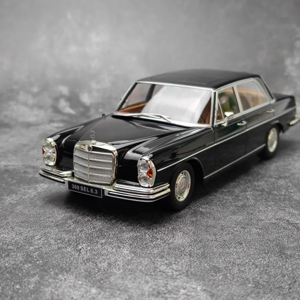 [KK Scale] 1:18 Mercedes-Benz 1967 300SEL 6.3 W109 Black Model Car Die-Cast