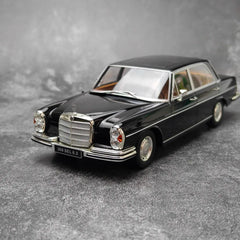 [KK Scale] 1:18 Mercedes-Benz 1967 300SEL 6.3 W109 Black Model Car Die-Cast