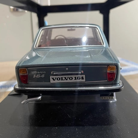 [KK Scale] 1:18 Volvo 1970 164 Blue Model Car Die-Cast