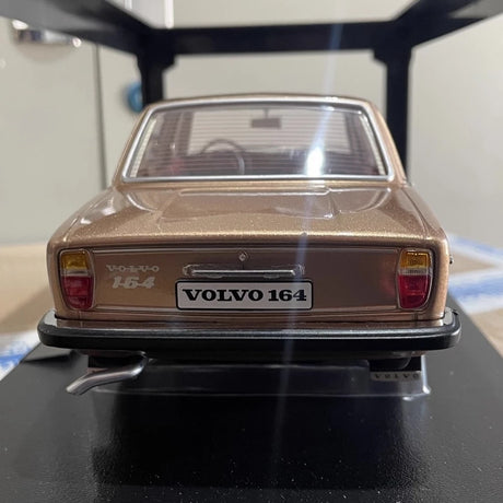 [KK Scale] 1:18 Volvo 1970 164 Brown Model Car Die-Cast