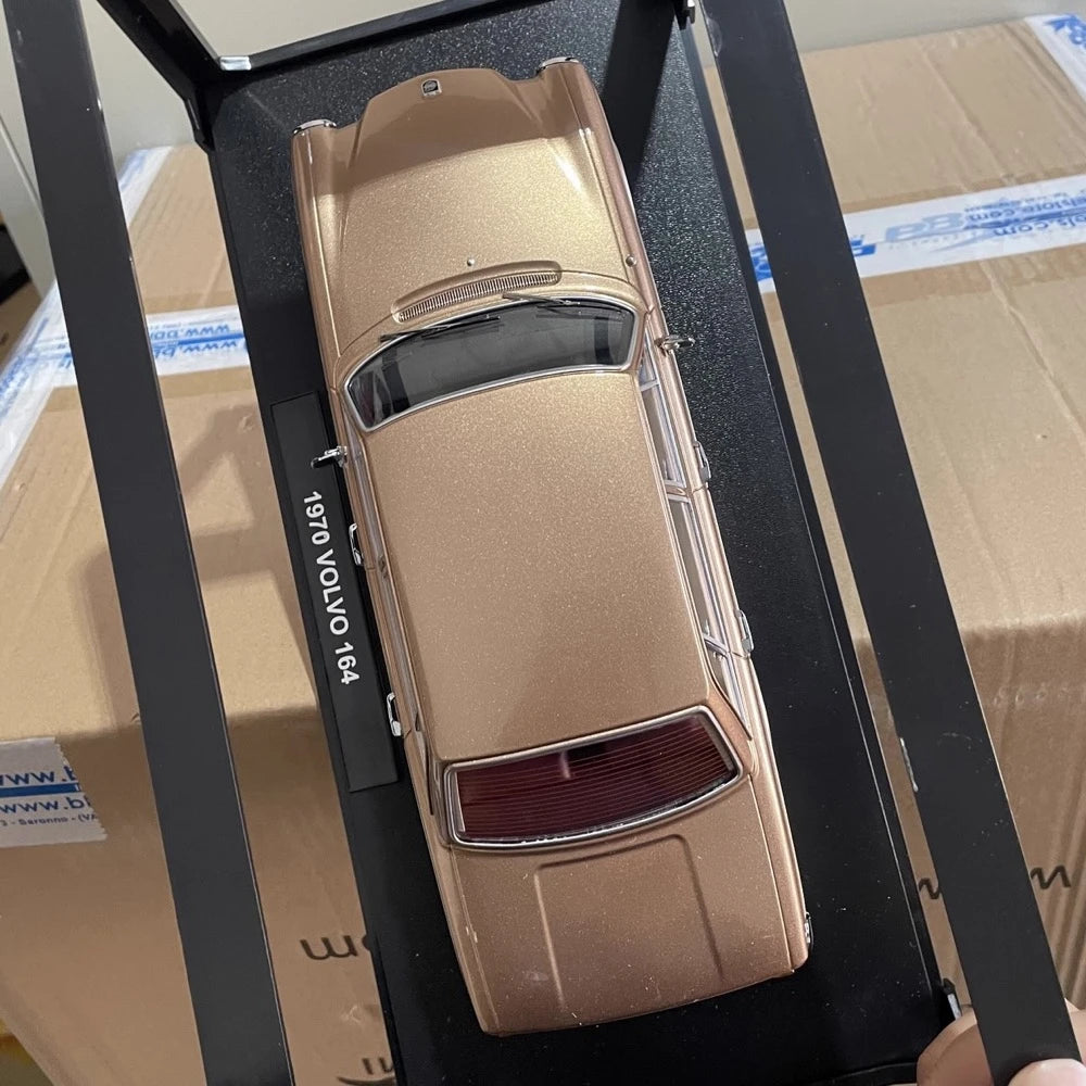 [KK Scala] 1:18 Volvo 1970 164 marrone modellino di auto Die-Cast