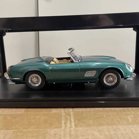 [KK Schaal] 1:18 Ferrari 1960 250 GT Spyder California groen modelauto Die-Cast