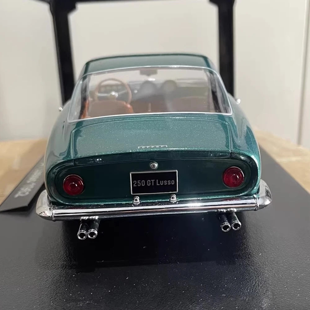 [KK Scale] 1:18 Ferrari 1962 250 GT Lusso Green Model Car Die-Cast