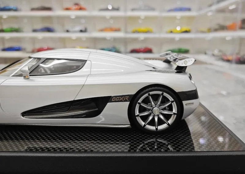 1:18 koenigsegg 2008 CCXR Die Cast Model Car