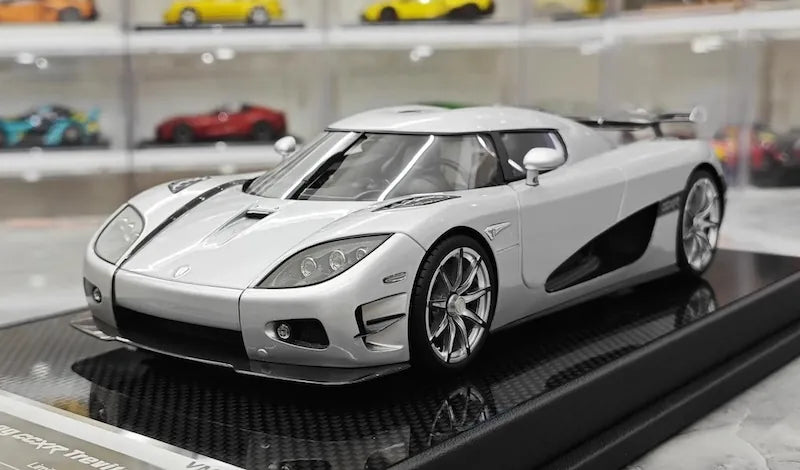 1:18 koenigsegg 2008 CCXR Die Cast Model Car