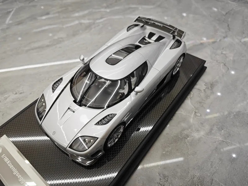 1:18 koenigsegg 2008 CCXR Die Cast Model Car