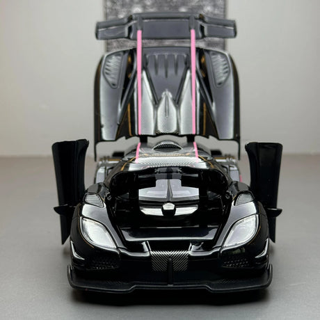 Koenigsegg 2014 One1 svart 1:32 – pressgjuten visningsmodell