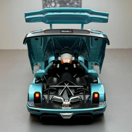 Koenigsegg 2014 One1 Blue 1:24 – Modello Pressofuso per Display Pressofuso