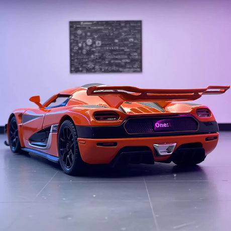 Koenigsegg 2014 One1 oranje 1:24 – diecast displaymodel