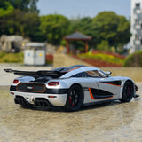 Koenigsegg 2014 One1 zilver 1:24 – diecast displaymodel