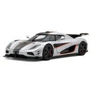 Koenigsegg 2014 One1 silver 1:32 – modellbil i gjuten metall för display