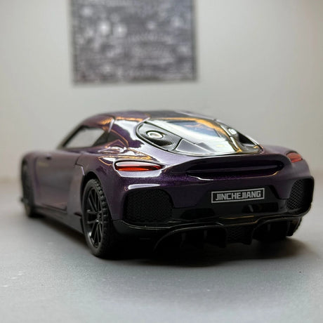 Koenigsegg 2020 Gemera lila 1:32 – pressgjuten visningsmodell