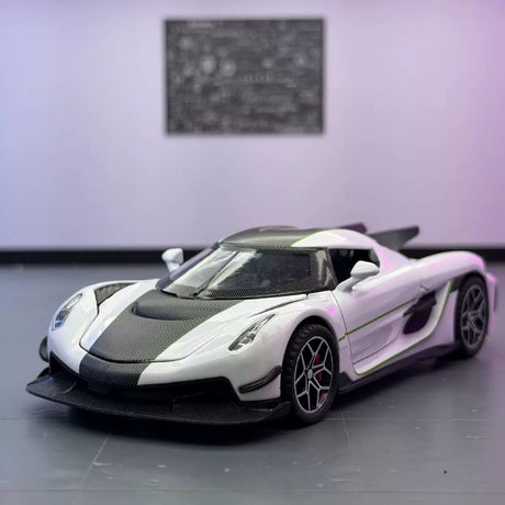 Koenigsegg 2020 Jesko Absolut vit 1:32 – pressgjuten visningsmodell