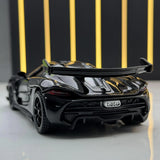 Koenigsegg 2021 Jesko Attack svart 1:32 – pressgjuten visningsmodell