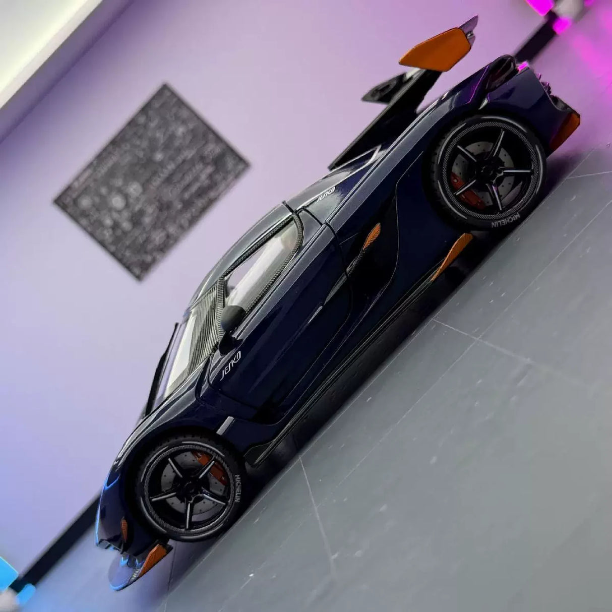 Koenigsegg 2021 Jesko Attack blauw 1:24 – diecast displaymodel