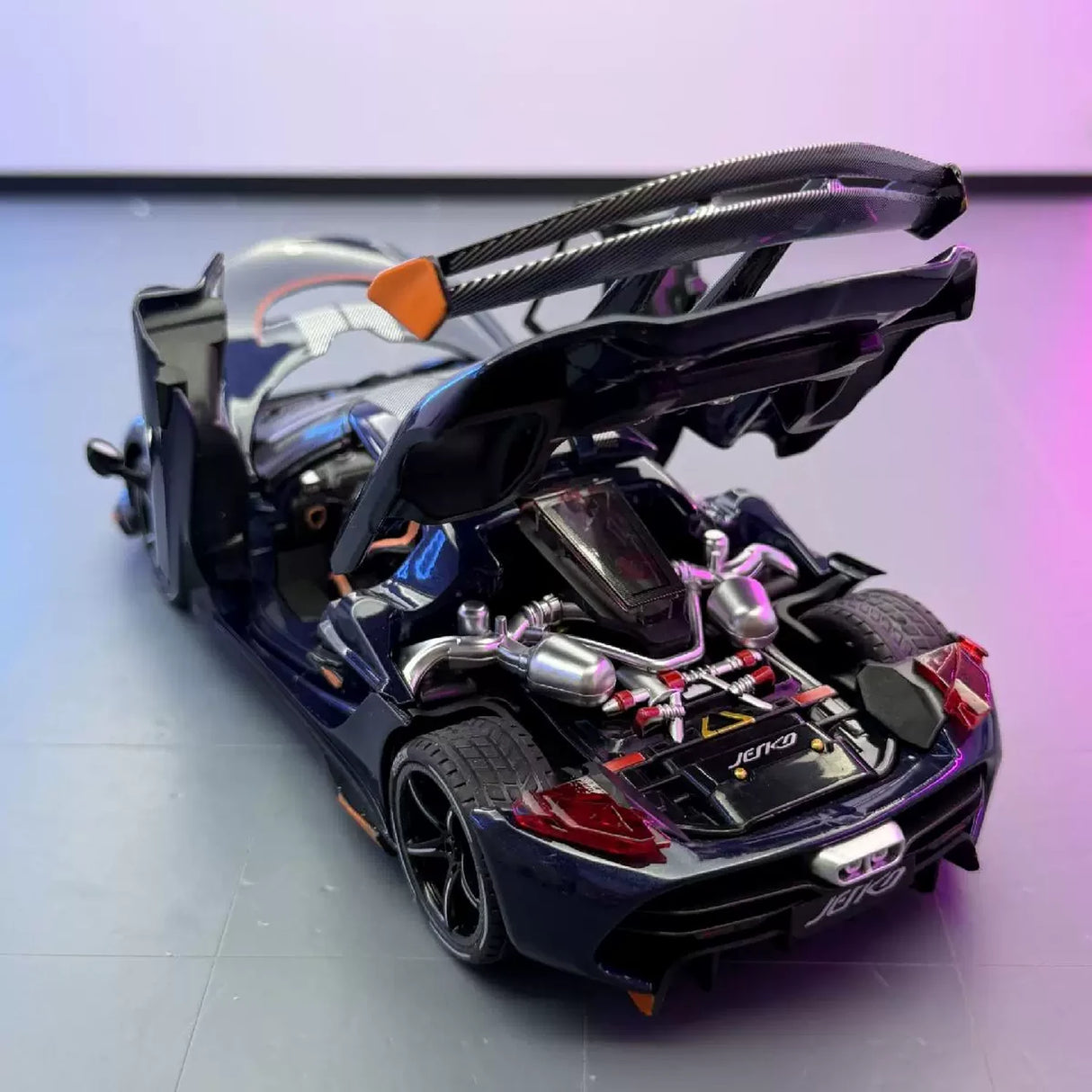 Koenigsegg 2021 Jesko Attack blauw 1:24 – diecast displaymodel