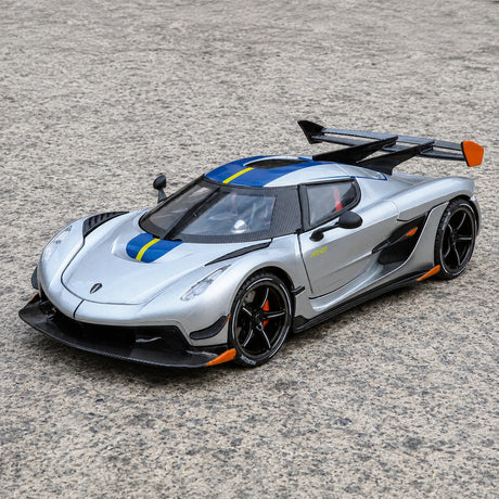 Koenigsegg 2021 Jesko Attack zilver 1:24 – diecast displaymodel
